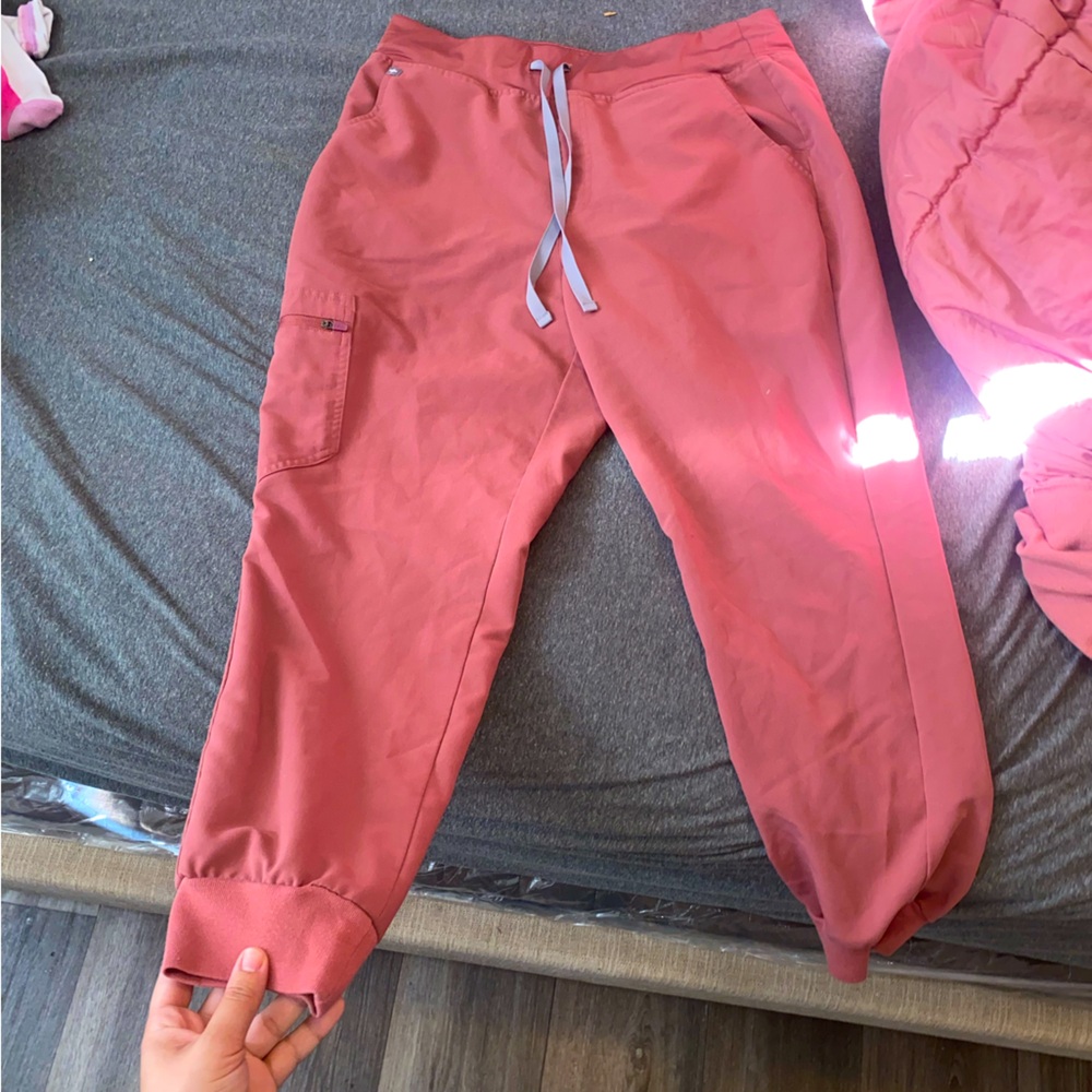 Figs jogger scrubs